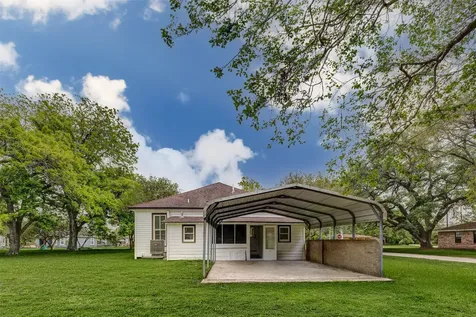 1302 Ross Street La Marque TX 77568