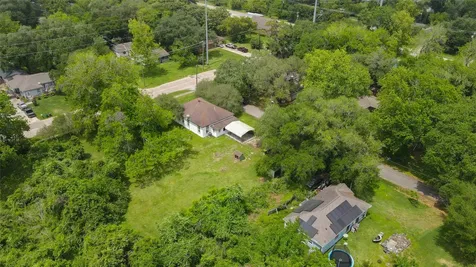 1302 Ross Street La Marque TX 77568