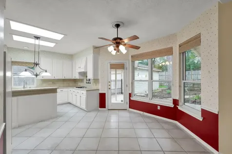 92 S Bonneymead Circle The Woodlands TX 77381