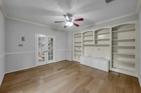 92 S Bonneymead Circle The Woodlands TX 77381