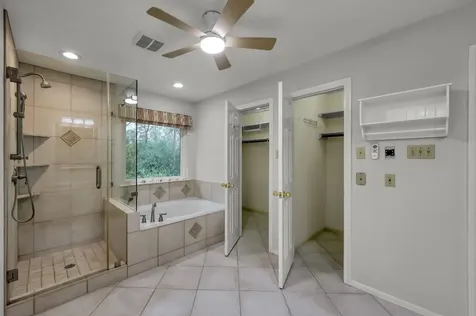 92 S Bonneymead Circle The Woodlands TX 77381