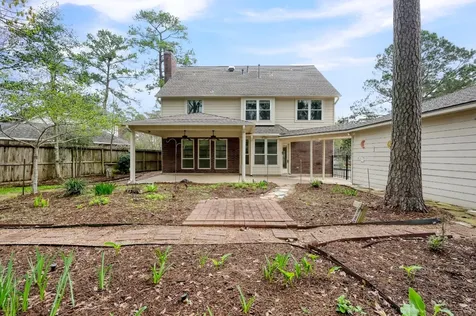 92 S Bonneymead Circle The Woodlands TX 77381