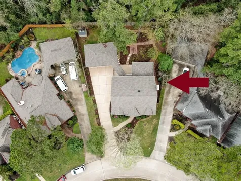 92 S Bonneymead Circle The Woodlands TX 77381