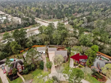 92 S Bonneymead Circle The Woodlands TX 77381