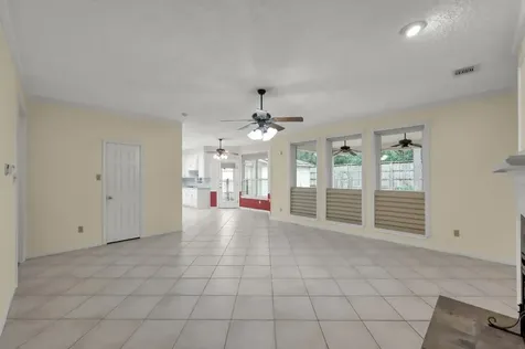 92 S Bonneymead Circle The Woodlands TX 77381