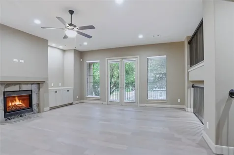 1603 W 14th Street Houston TX 77008