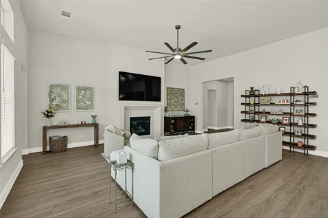 5019 Golden Peach Road Manvel TX 77578