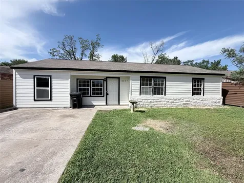 8837 Oak Knoll Lane Houston TX 77078