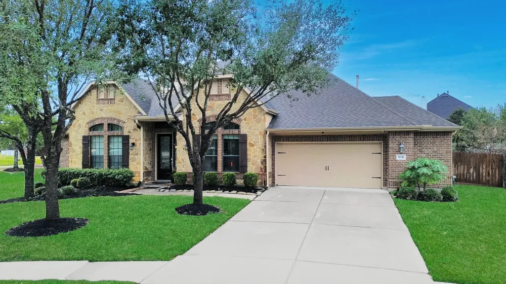 5047 Crystal Bluff Court Richmond TX 77407