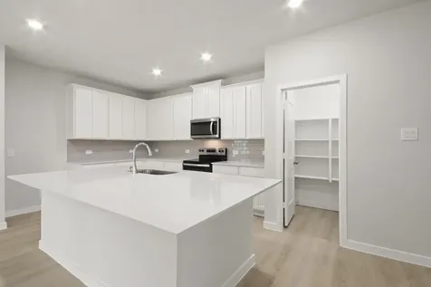 10919 Youngquist Drive Mont Belvieu TX 77535