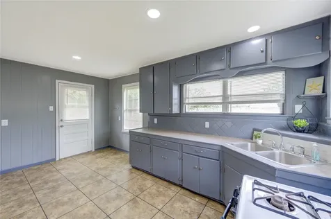 2205 Kingsdale Drive Deer Park TX 77536