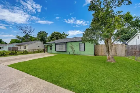 2205 Kingsdale Drive Deer Park TX 77536