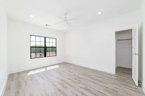 11940 S Hoa Sen Circle Houston TX 77072