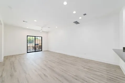 11940 S Hoa Sen Circle Houston TX 77072