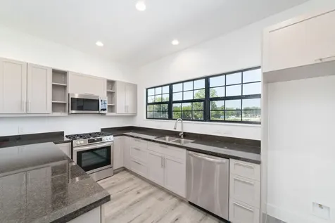 11940 S Hoa Sen Circle Houston TX 77072