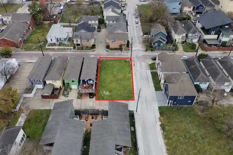 1301 & 1303, 0 Andrews,mathews Street Houston TX 77019