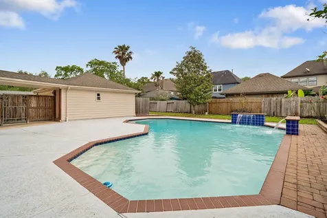 124 Lake Point Drive League City TX 77573