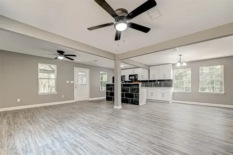 14572 Hasara Unit A And B Lane Willis TX 77378