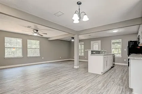 14572 Hasara Unit A And B Lane Willis TX 77378