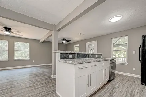 14572 Hasara Unit A And B Lane Willis TX 77378