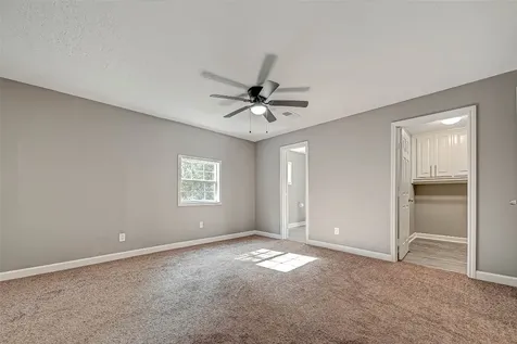 14572 Hasara Unit A And B Lane Willis TX 77378