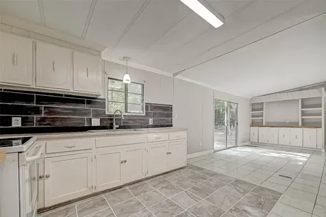 14572 Hasara Unit A And B Lane Willis TX 77378