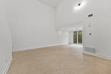 2321 Commonwealth Street Houston TX 77006