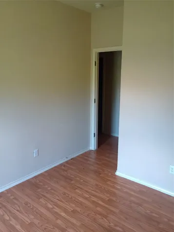 1684 Twin Cove Kyle TX 78640