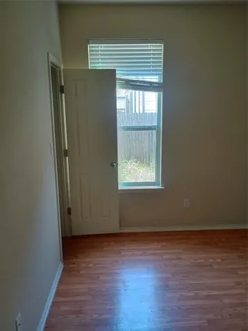 1684 Twin Cove Kyle TX 78640