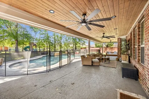22703 Adrift Row Lane Porter TX 77365