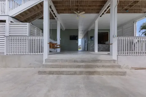 16530 Tampico Way Jamaica Beach TX 77554