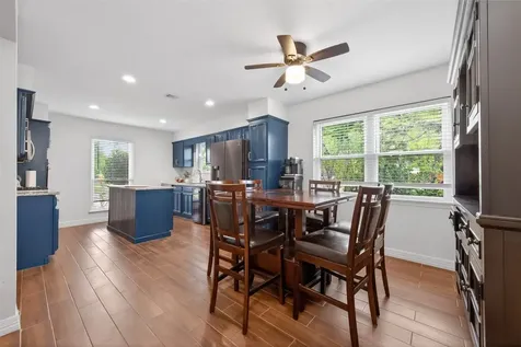5722 Arncliffe Drive Houston TX 77088