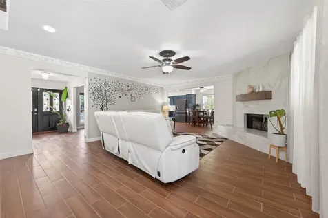 5722 Arncliffe Drive Houston TX 77088