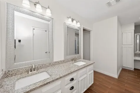 5722 Arncliffe Drive Houston TX 77088