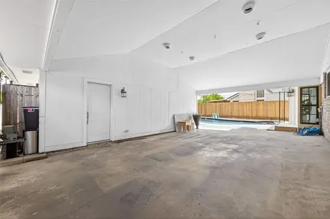 5722 Arncliffe Drive Houston TX 77088