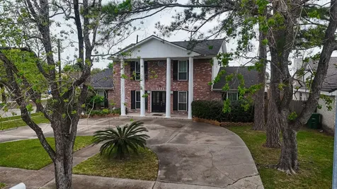 5722 Arncliffe Drive Houston TX 77088