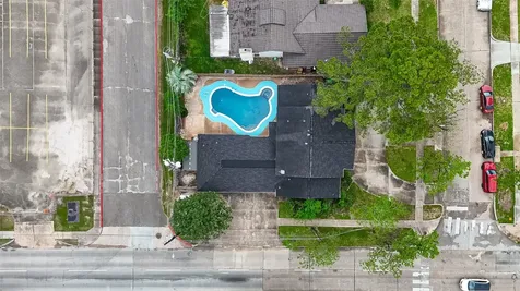 5722 Arncliffe Drive Houston TX 77088
