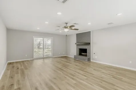 28943 Enchanted Drive Shenandoah TX 77381