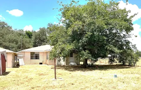 487 Us Highway 77a N Cuero TX 77954