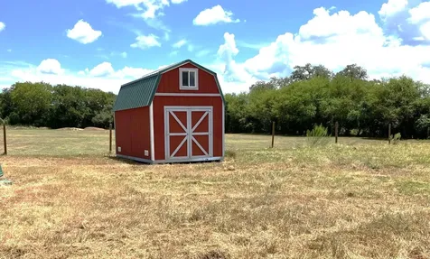 487 Us Highway 77a N Cuero TX 77954