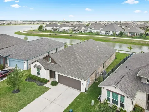 2733 Arbor Edge Crossing Texas City TX 77568