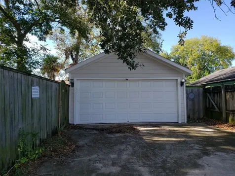 712 E Lobit Street Baytown TX 77520