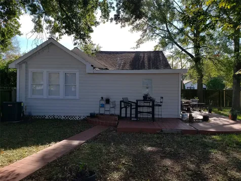 712 E Lobit Street Baytown TX 77520