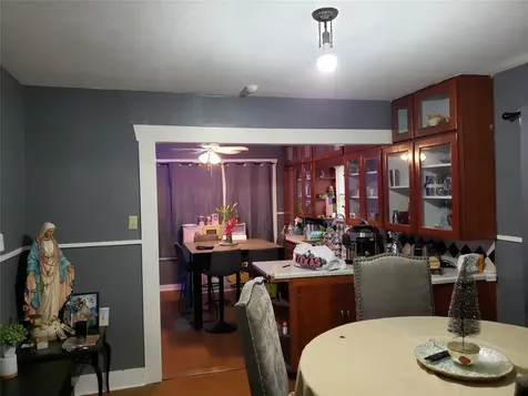 712 E Lobit Street Baytown TX 77520