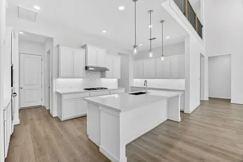 1677 Birch Lake Bend Friendswood TX 77546