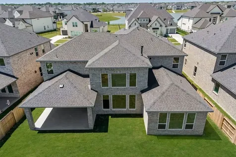 1677 Birch Lake Bend Friendswood TX 77546