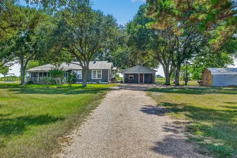 9205 County Road 273 East Bernard TX 77435