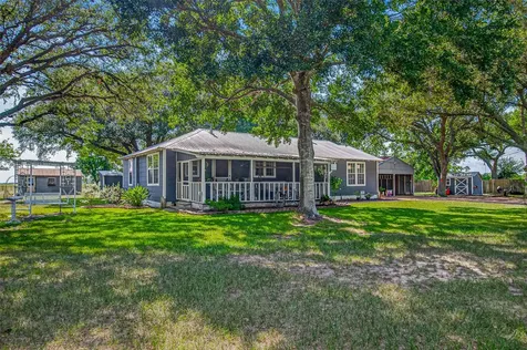 9205 County Road 273 East Bernard TX 77435