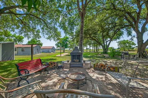 9205 County Road 273 East Bernard TX 77435