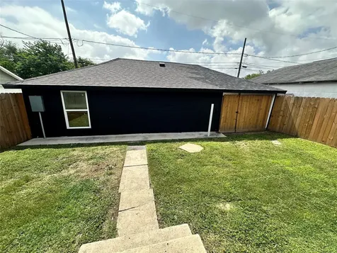 2216 New Jersey Street Baytown TX 77520